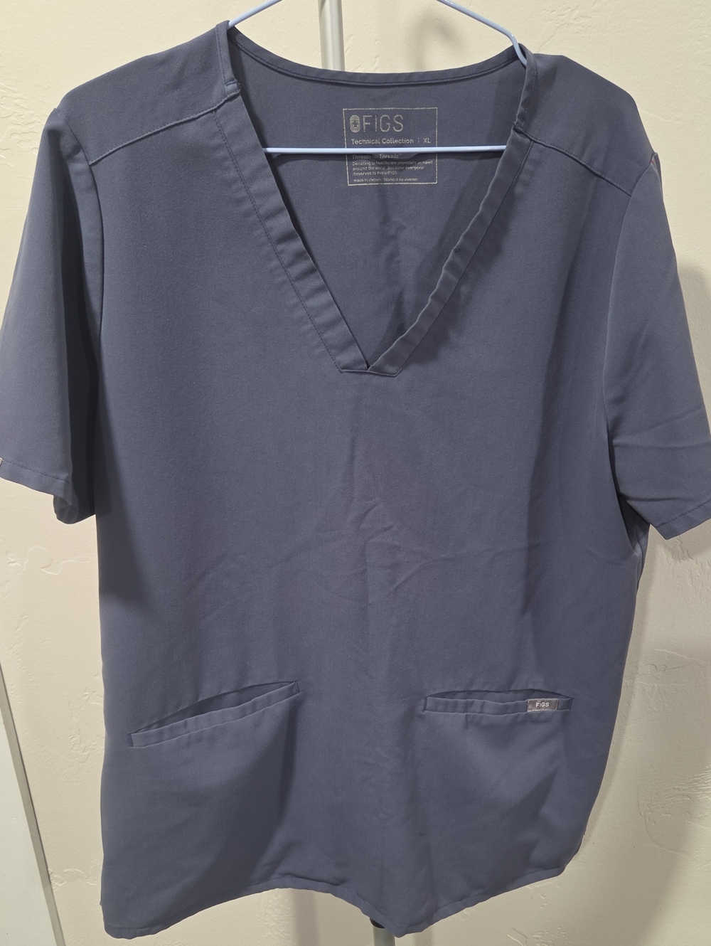 FIGS Slate V-Neck Scrub Top